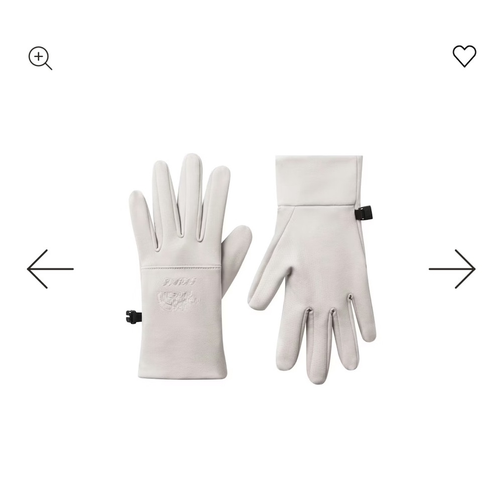 THE NORTH FACE X SKIMS GLOVES
BONE